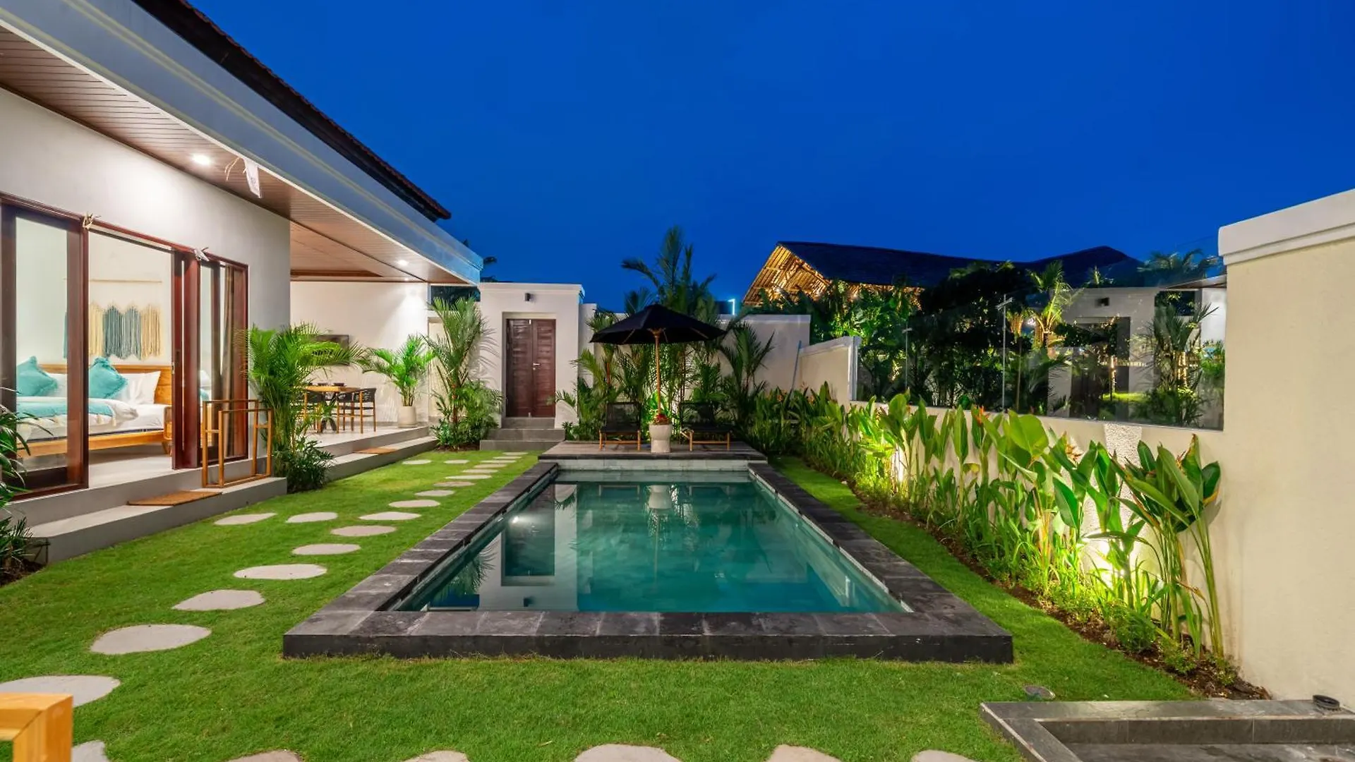 Stunning 4-Bedroom Villa With Breathtaking Ricefield Views - Your Ultimate Bali Getaway Awaits! Kerobokan Ινδονησία